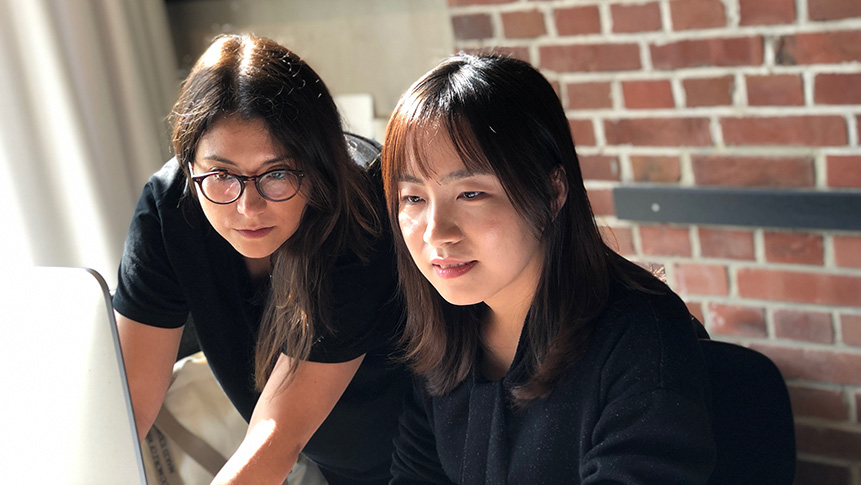 Mitarbeiter beim Trendresearch